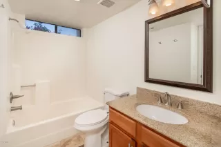 Photo #6: 6089172 Listing