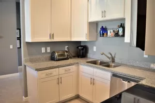 Photo #4: 6089181 Listing