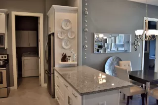 Photo #6: 6089181 Listing