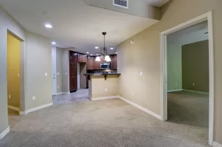 Photo #5: 6089264 Listing 