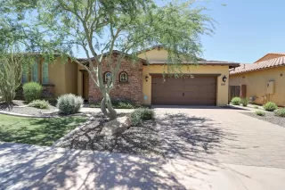 Photo #5: 6089310 Listing 