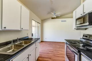 Photo #3: 6089572 Listing 