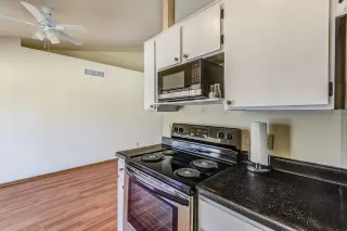 Photo #4: 6089572 Listing 