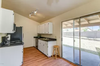 Photo #6: 6089572 Listing 