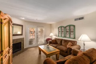 Photo #3: 6089590 Listing