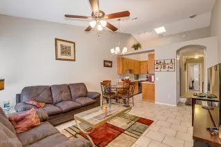 Photo #4: 6089637 Listing 