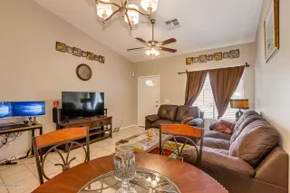 Photo #6: 6089637 Listing 