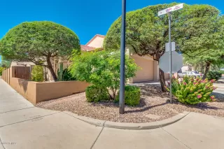 Photo #3: 6089812 Listing 