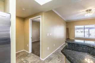 Photo #4: 6090120 Listing