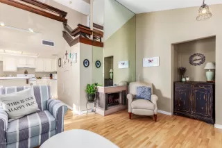 Photo #5: 6090165 Listing