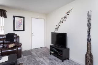 Photo #1: 6090264 Listing 