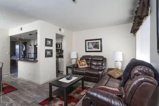 Photo #2: 6090264 Listing 