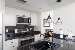 Photo #6: 6090264 Listing 