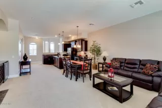 Photo #5: 6090270 Listing 