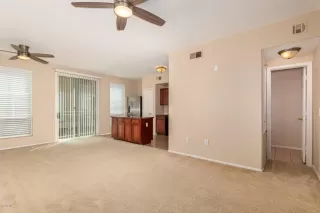 Photo #6: 6090407 Listing 