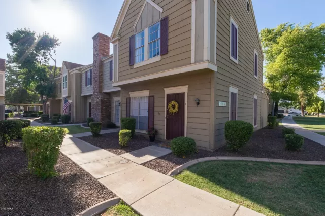 MLS: 6090441 Condo For Sale