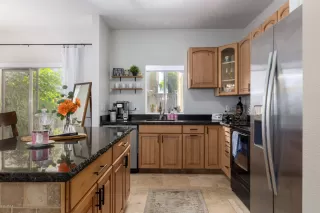 Photo #6: 6090441 Listing