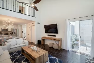 Photo #2: 6090837 Listing