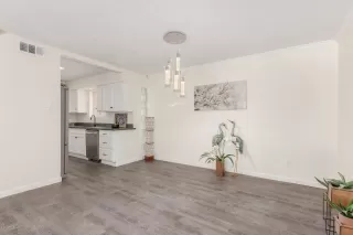 Photo #3: 6090845 Listing