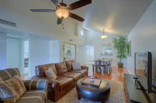 Photo #6: 6091148 Listing