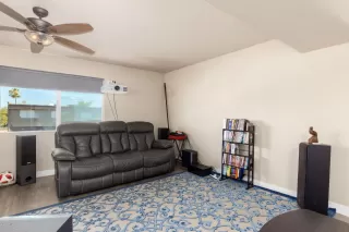 Photo #6: 6091291 Listing 