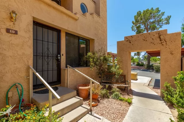 MLS: 6091343 Condo For Sale