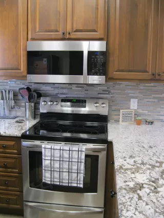 Photo #5: 6091474 Listing