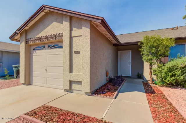 MLS: 6091994 Condo For Sale