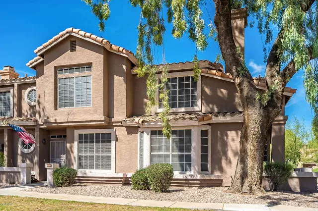 MLS: 6092037 Condo For Sale