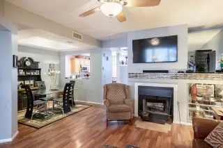 Photo #5: 6092037 Listing