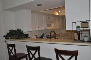 Photo #6: 6092066 Listing