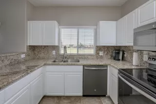 Photo #6: 6092096 Listing 