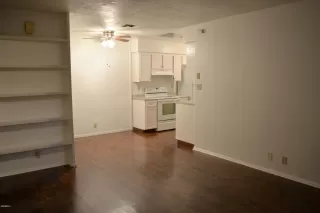 Photo #4: 6092162 Listing 