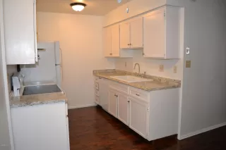 Photo #5: 6092162 Listing 