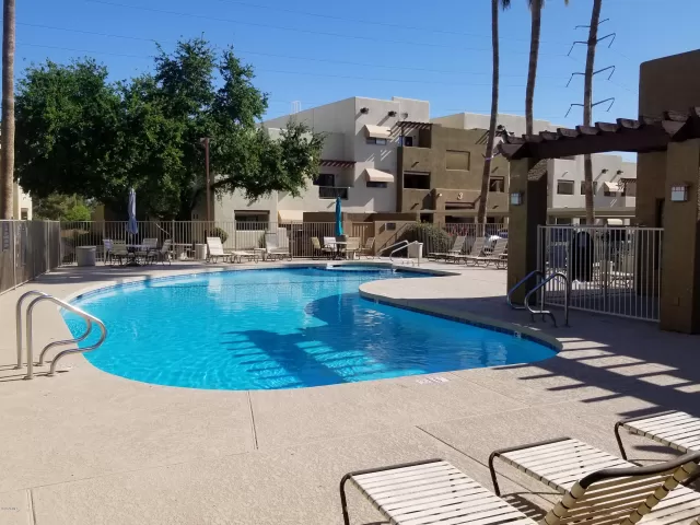 MLS: 6092598 Condo For Sale