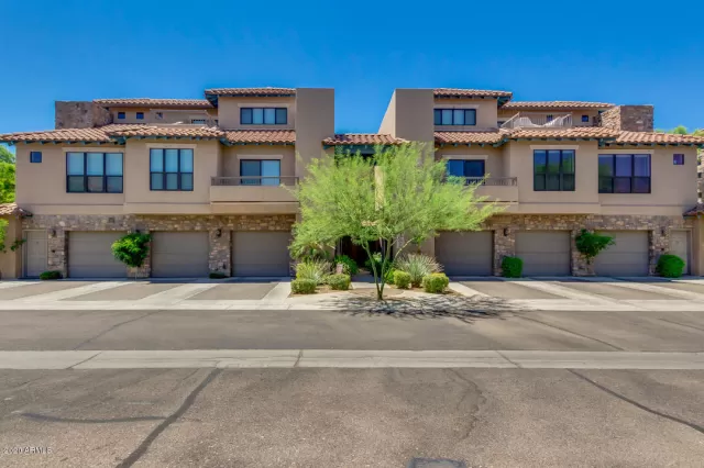 MLS: 6092816 Condo For Sale