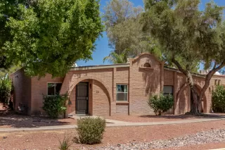 Photo #2: 6092822 Listing 