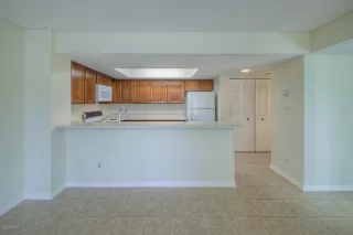 Photo #4: 6092856 Listing