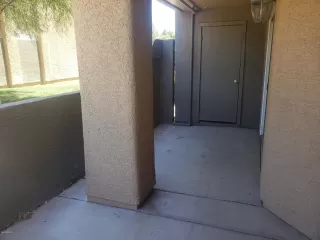 Photo #6: 6092945 Listing