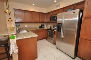 Photo #2: 6093042 Listing