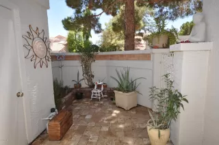 Photo #5: 6093042 Listing