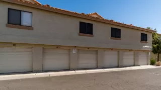 Photo #2: 6093135 Listing