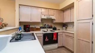 Photo #3: 6093135 Listing