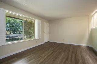 Photo #2: 6093230 Listing 