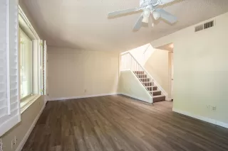 Photo #4: 6093230 Listing 