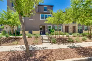 Photo #1: 6093354 Listing