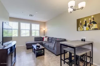 Photo #3: 6093354 Listing