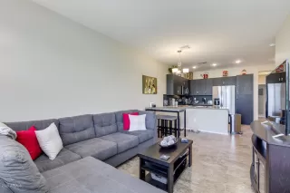 Photo #6: 6093354 Listing