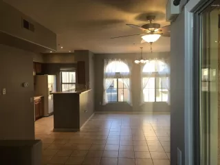 Photo #3: 6093370 Listing