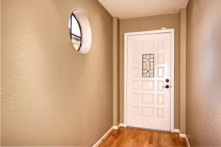 Photo #1: 6093403 Listing